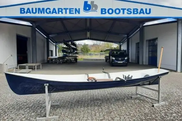 Baumgarten Whitehall rowing dinghy