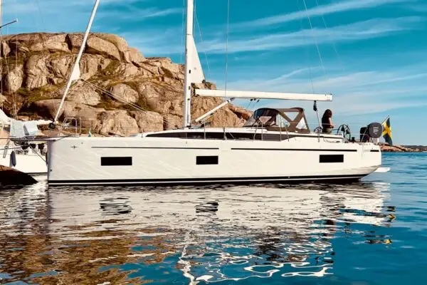 Bavaria C38