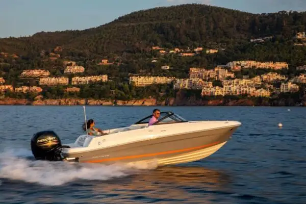 BAYLINER VR4 OB