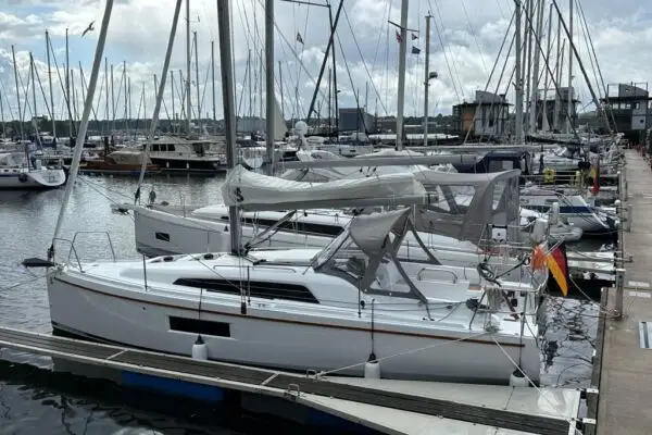 Beneteau Oceanis 30.1