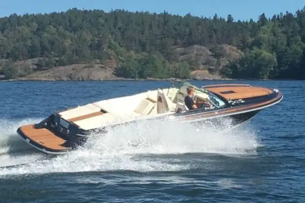 Chris-Craft Corsair 27 Heritage