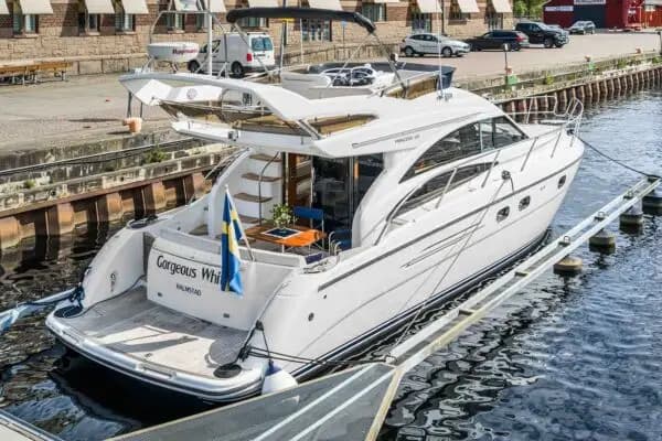 Princess 42 Flybridge