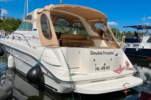 Seeray 330 Sundancer