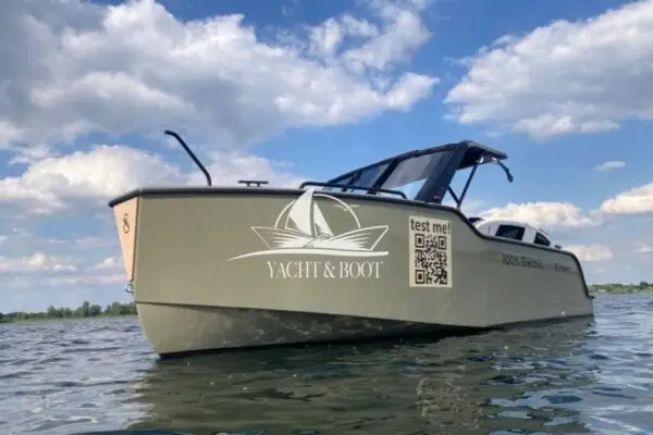 X-Shore 1 TOP | Elektroboot, 55 km/h, lautlos, Hardtop